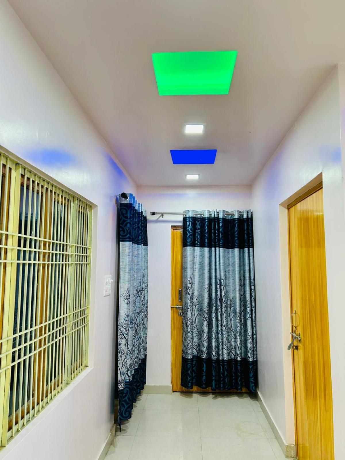 Smart Stays - Mmmut College - Gkp Airport Gorakhpur Luaran gambar